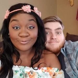 Meet your Posher, Kamari